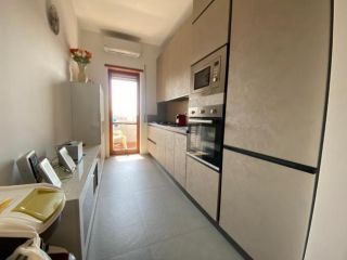 Stanza in appartamento in affitto a Caserta