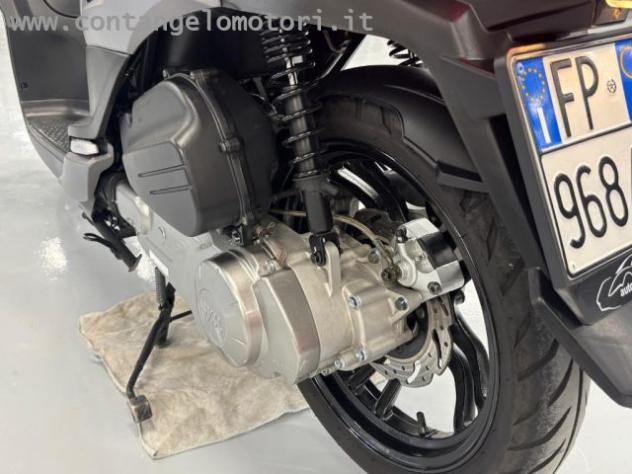 SYM SYMPHONY ST 125 ABS/LC SR rif. 23917656 - Foto 10
