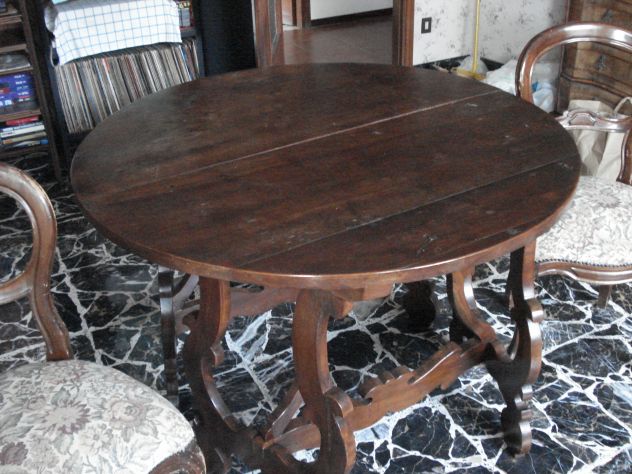 TAVOLO ANTICO IN NOCE MASSELLO GIA' RESTAURATO CON O SENZA 3 SEDIE. - Foto 3