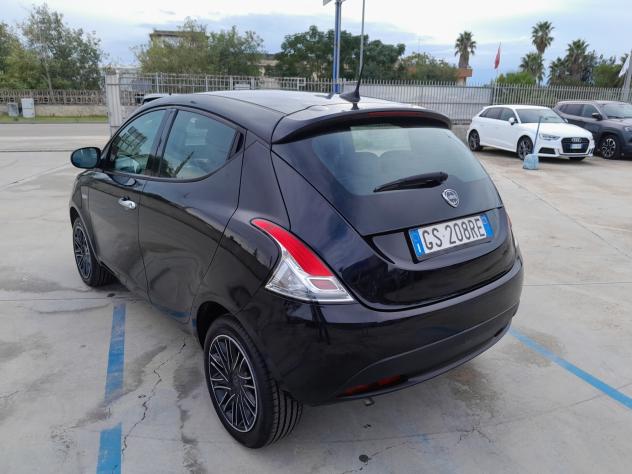 N2 LANCIA YPSILON 1.0 HYBRID S&S ORO - Foto 6