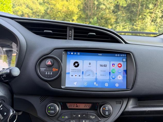 Toyota Yaris 1.0 5 porte Lounge ANDROID AUTO - Foto 10