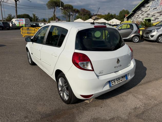 Renault Clio 1.5 DCI 75CV 5P DYNAMIQUE 2011 - Foto 4