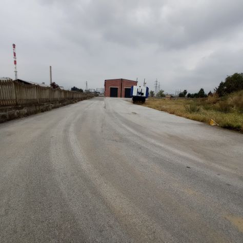 AFFITTASI CAPANNONE RECINTATAO A 5 KM DA CUNEO - Foto 3