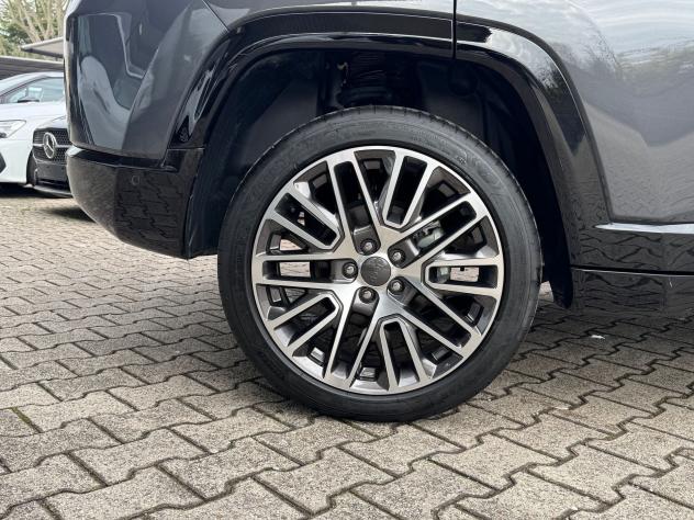 Jeep Compass e-Hybrid 1.5 Turbo MHEV T4 96kW Summit DDCT - Foto 9