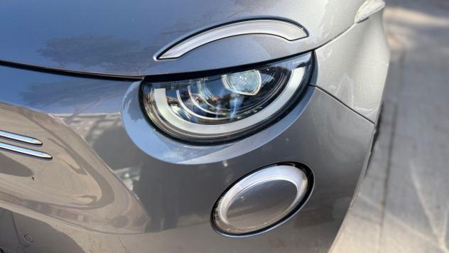 FIAT 500 Electric Elettrica La Prima 118CV PRONTA CONSEGNA 12 MESI DI GARANZIA IVA ESPOSTA PROMO FINANZIAMENTO - Foto 4