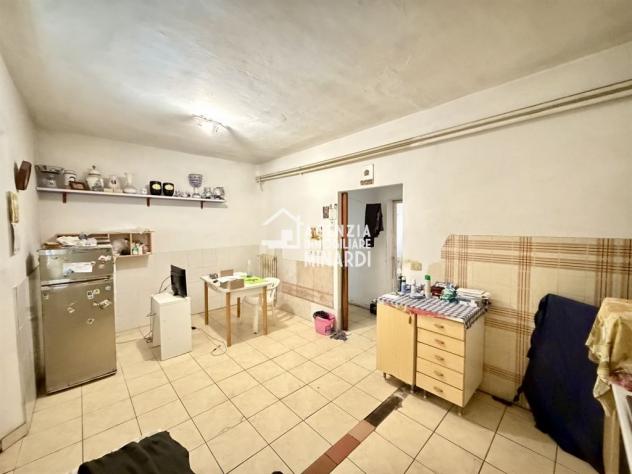 FAENZA – ZONA PORTA IMOLESE | APPARTAMENTO CON 3 CAMERE DA LETTO E TERRAZZINO - Foto 9