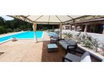Affitti stagionali in casale con piscina
