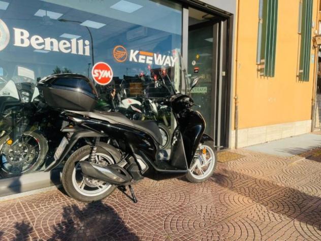 HONDA SH 150 TUTTO INCLUSO ANCHE PASSAGGIO! MINI RATE rif. 23992869 - Foto 5