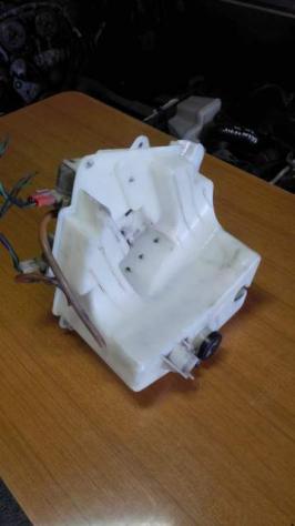 Vaschetta Tergi / tergicristalli completa Fiat Panda 4x4 / 4x2 1.0 Fire 1 serie - Foto 3