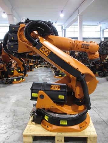 ROBOT INDUSTRIALE KUKA KR210 KRC2 Usato - Foto 3