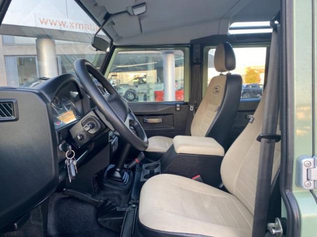 LAND ROVER Defender 110 2.2 TD4 Station Wagon Heritage Edition 7 posti rif. 24157264 - Foto 6