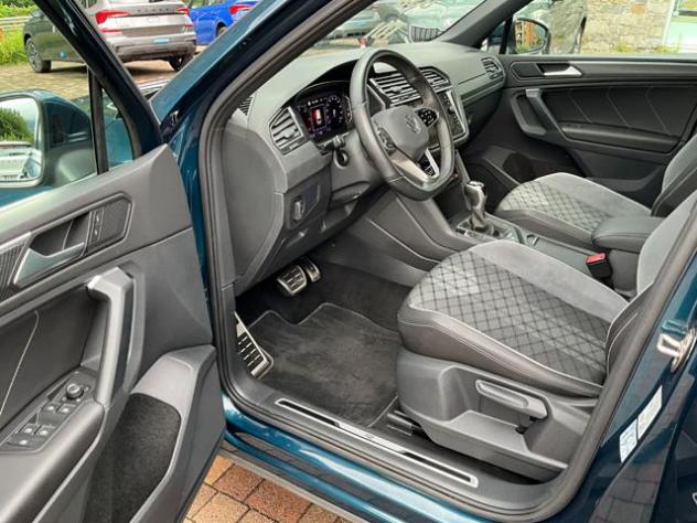 VOLKSWAGEN Tiguan 2.0 TDI 150 CV SCR DSG 4MOTION R-Line rif. 24028882 - Foto 5