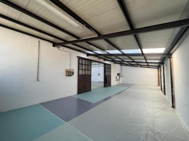 Immobile di 750 m² con 2 locali in affitto a Flero - Foto 7
