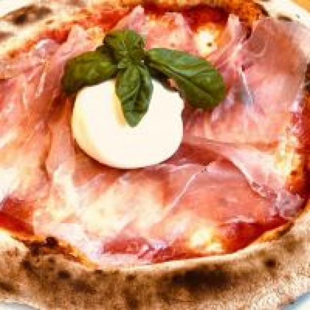 Ristorante Pizzeria La Lucciola Ostello Trentapassi - Foto 2