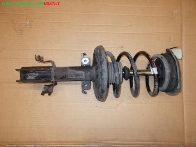 AMMORTIZZATORE ANT.S. 1.5 dCI RENAULT MEGANE (B95) 5p  Meccanica  Assale  Sospensioni  Ammortizzatore ant. sx. RENAULT - MEGANE 5p - 01-02-2014 - 01-1