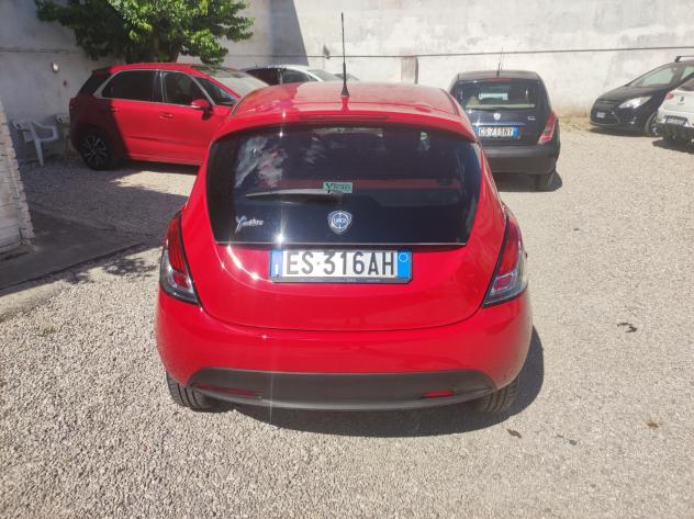 Lancia Ypsilon 1.2 69 CV 5 porte S&S Gold - Foto 3