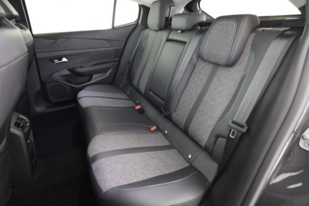 PEUGEOT 408 408 PureTech 130 S&S EAT8 Allure Pack rif. 23814724 - Foto 3