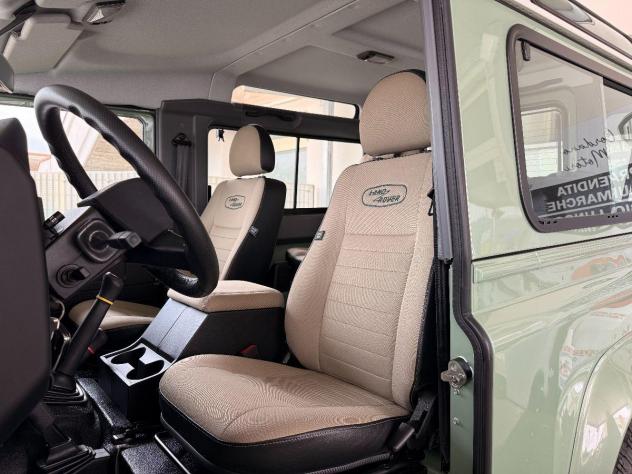 LAND ROVER - Defender 90 2.2 td SW - Foto 10