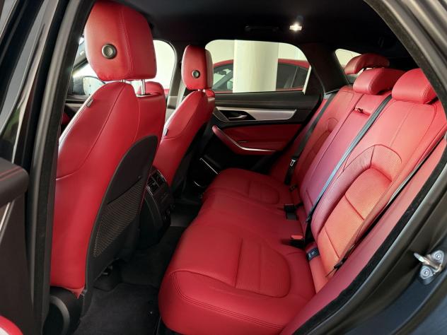 Jaguar F-Pace F-Pace 2.0d i4 AUTOCARRO R-Dynamic S awd 163cv auto + IVA - Foto 7