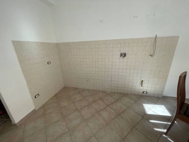 VELLETRI GRAZIOSO BILOCALE ARREDATO CON BALCONE - Foto 7