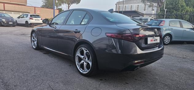 Alfa Romeo Giulia 2.2 Turbodiesel 150 CV AT8 Super - Foto 4