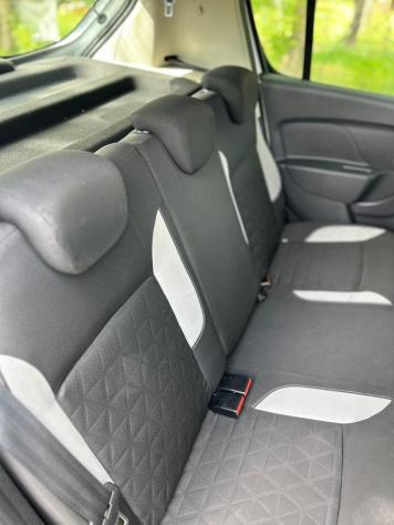 Dacia Duster 1.2 TCe 125CV 4x2 Laurte - Foto 3