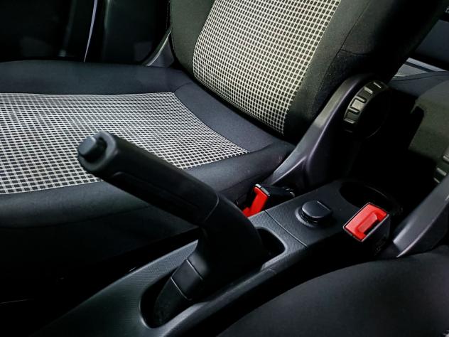 Renault Twingo 1.0 65CV S&S LIFE - LED CLIMA R&GO CONNECT - Foto 10