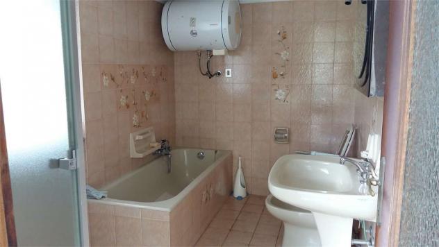 V000131 - CASA BIFAMIGLIARE INDIPENDENTE CON TERRENO - Foto 11