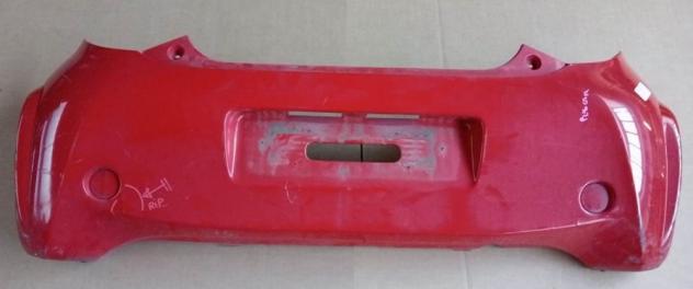 PARAURTI POST. ROSSO PASTELLO (Taglio laterale da riparare - Graffi Laterali)  999-U1295349 Carrozzeria  Lamierati esterni  Paraurti  Paraurti post. T