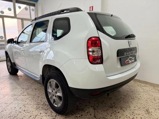 Dacia Duster 1.5 dCi 110CV 4x2 Prestige - 2015 - Foto 4