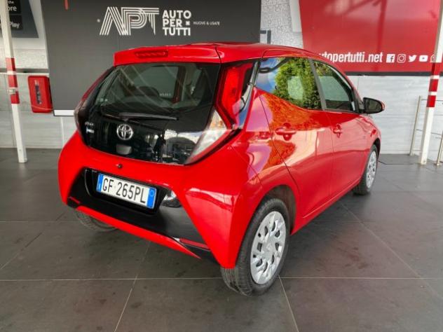 TOYOTA Aygo Connect 1.0 VVT-i 72 CV 5p x-cool rif. 20213390 - Foto 3