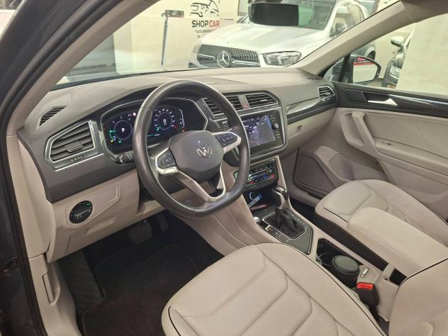 Volkswagen Tiguan 2.0 TDI 150 CV DSG Elegance - Foto 2