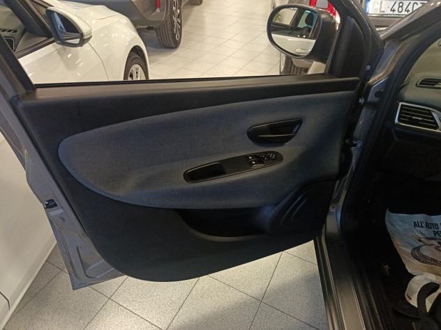 Lancia Ypsilon Ypsilon 1.0 FireFly 5 porte S&S Hybrid Gold - Foto 10