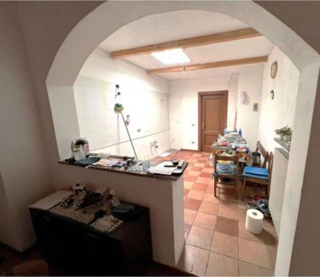 Immobile in asta di 199 m² con più di 5 locali in vendita a Novara - Foto 2