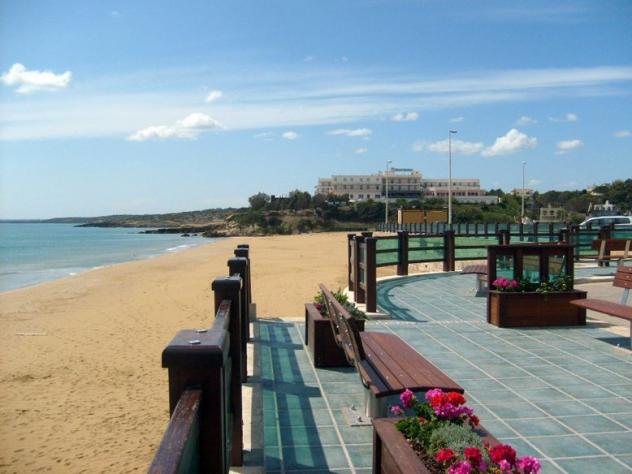Albergo in vendita a Noto