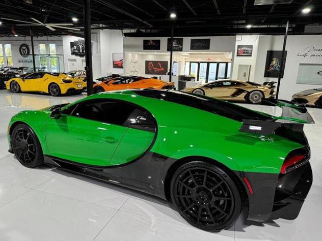 BUGATTI Chiron CHIRON PUR SPORT 8.0 W16 1500HP "1 OF 60" rif. 22808644 - Foto 4
