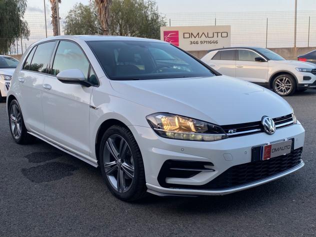 Volkswagen Golf 7.5 1.6 TDI 115 CV DSG 5p. Executive BlueMotion Technology R-LINE
