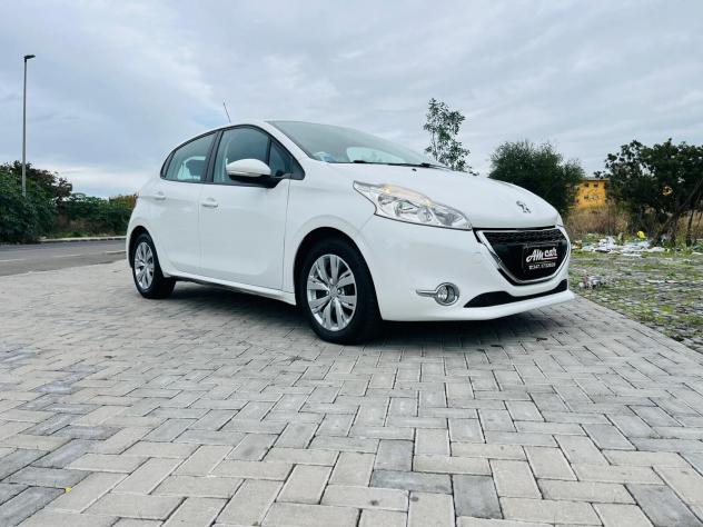Peugeot 208 1.4hdi NEOPATENTATI CHIAMA 2014 - Foto 4