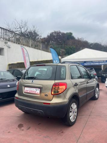 Fiat Sedici 1.6 16V 4x4 Emotion - Foto 6