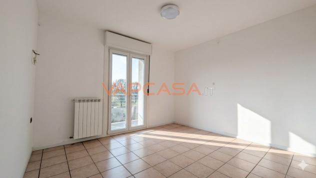 ESCLUSIVO E LUMINOSO TRIOLOCALE CON BOX DOPPIO - Foto 16