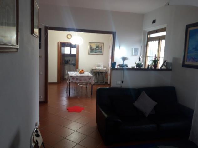 Affascinante appartamento in bifamiliare. - Foto 4