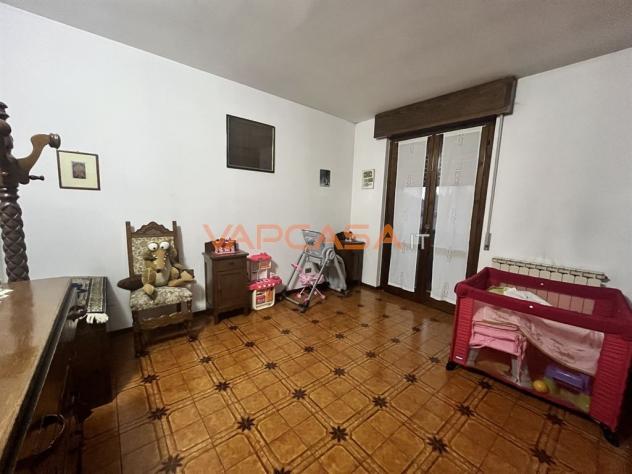APPARTAMENTO IN PICCOLO CONTESTO, CON BOX E CANTINA - Foto 15
