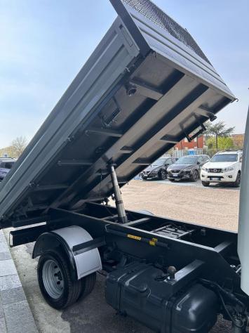 Nissan Cabstar NT 400 RIBALTABILE TRILATERALE PREZZO+IVA - Foto 9