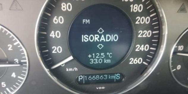 MERCEDES-BENZ E 270 e 270 cdi AVANGARDE rif. 23799319 - Foto 10