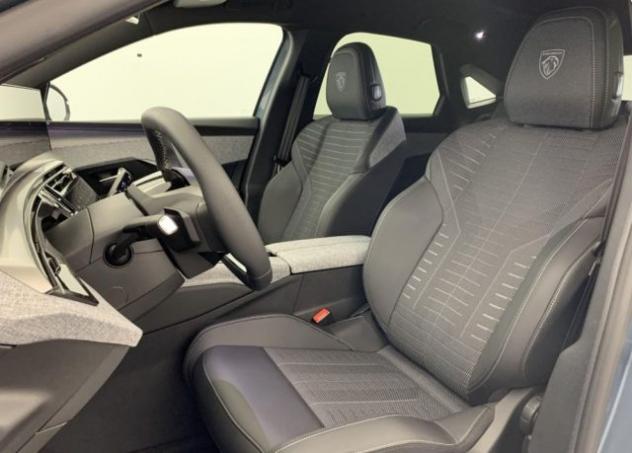 PEUGEOT 3008 Hybrid 145 e-DCS6 GT - KM 0 2025 rif. 22861675 - Foto 9