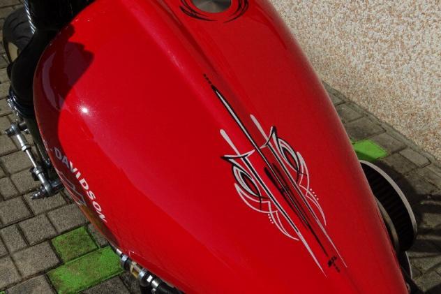 Harley-Davidson Dyna Super Glide FXDC Custom - Foto 6