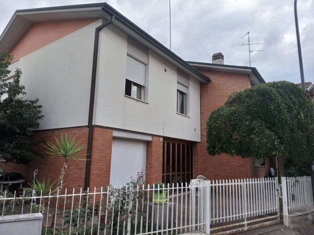 Stanza in affitto per lavoratrici – Ravenna