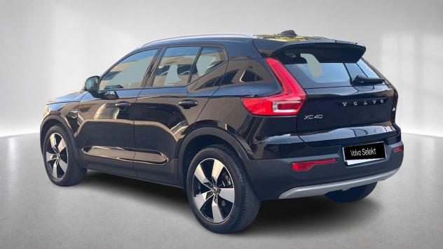 Volvo XC40 D3 automatico Momentum Pro - Foto 2