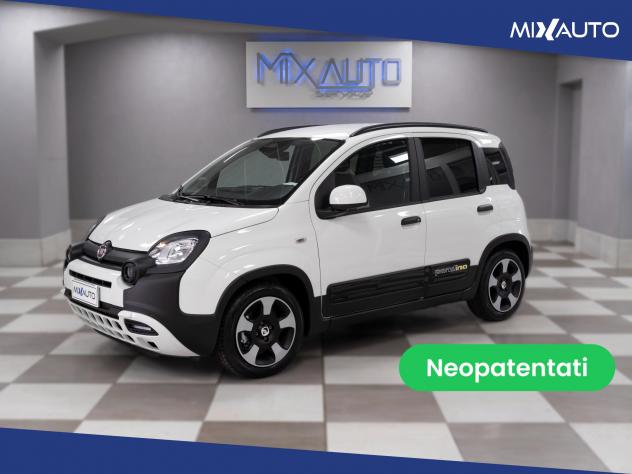 Fiat Panda Pandina Cross 1.0 Firefly Hybrid S&S 70CV