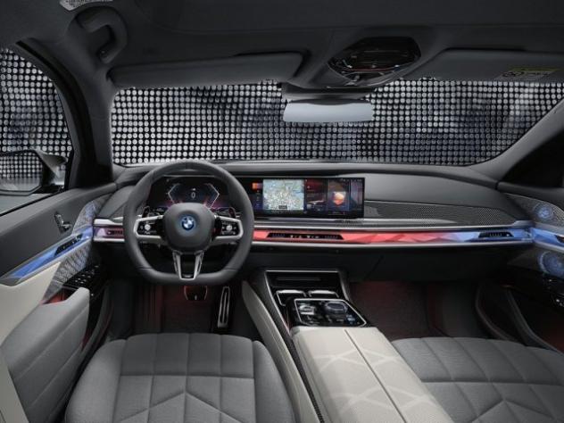 BMW 750 e xDrive Msport rif. 24050533 - Foto 7